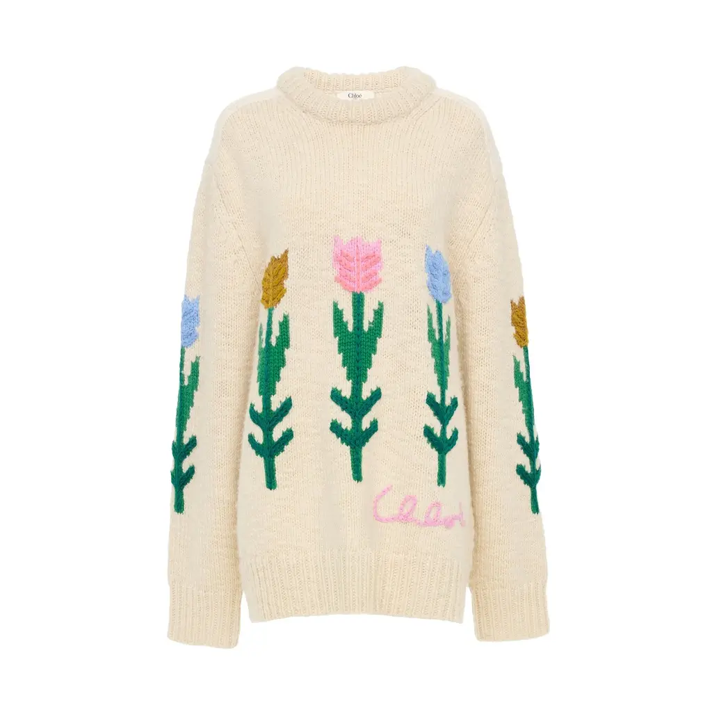 Chloé Oversized logo sweater in a wool knit | Image 1 Chloé Oversized logo sweater in a wool knit | Image 1
