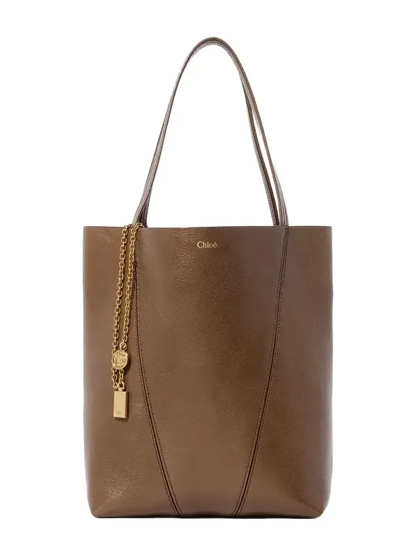 Chloé Spin tote bag in grained leather Chloé Spin tote bag in grained leather