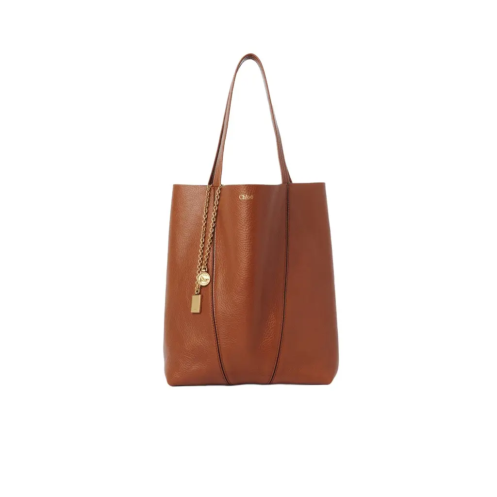 Chloé Chloé Spin tote bag in grained leather | Image 1 Chloé Chloé Spin tote bag in grained leather | Image 1