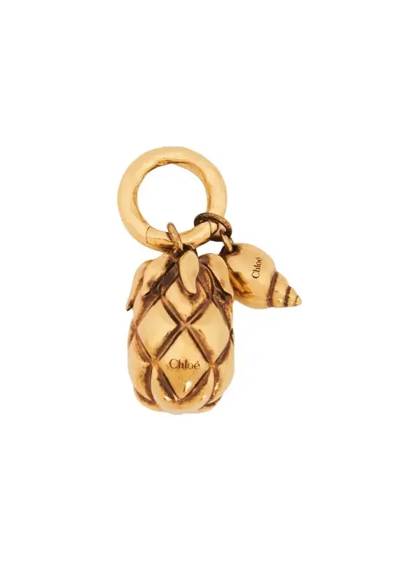 The Chloé Shells charm The Chloé Shells charm