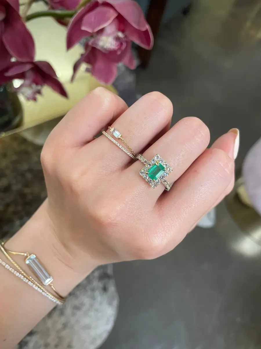 YI COLLECTION Emerald and Aquamarine Candy Ring | Thumbnail 3