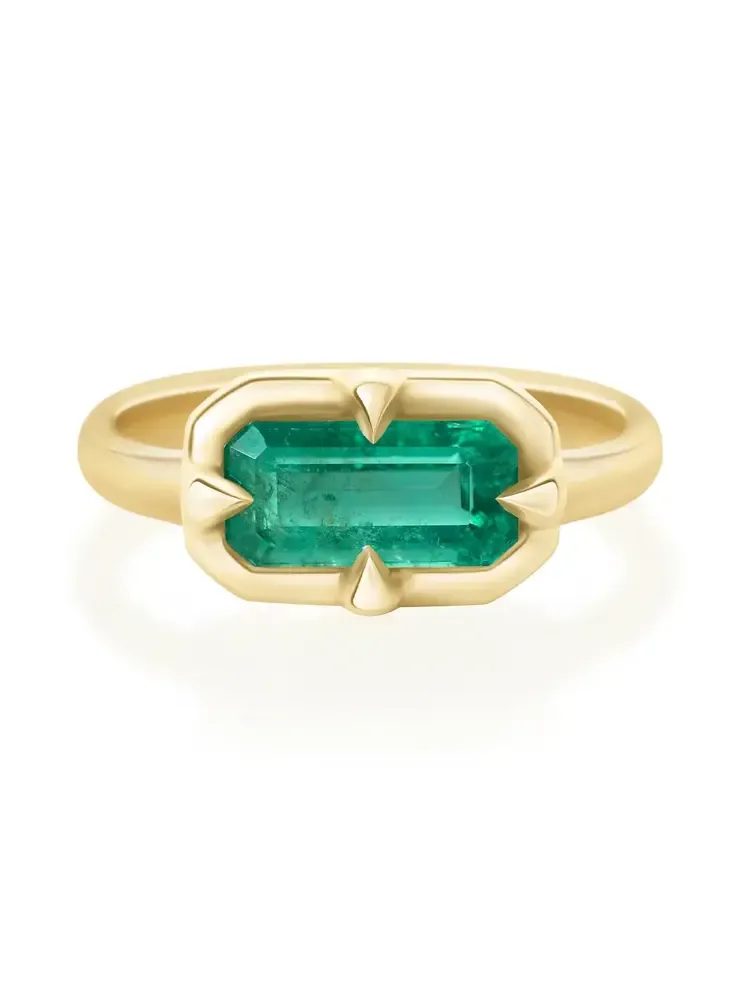 YI COLLECTION Emerald Compass Ring