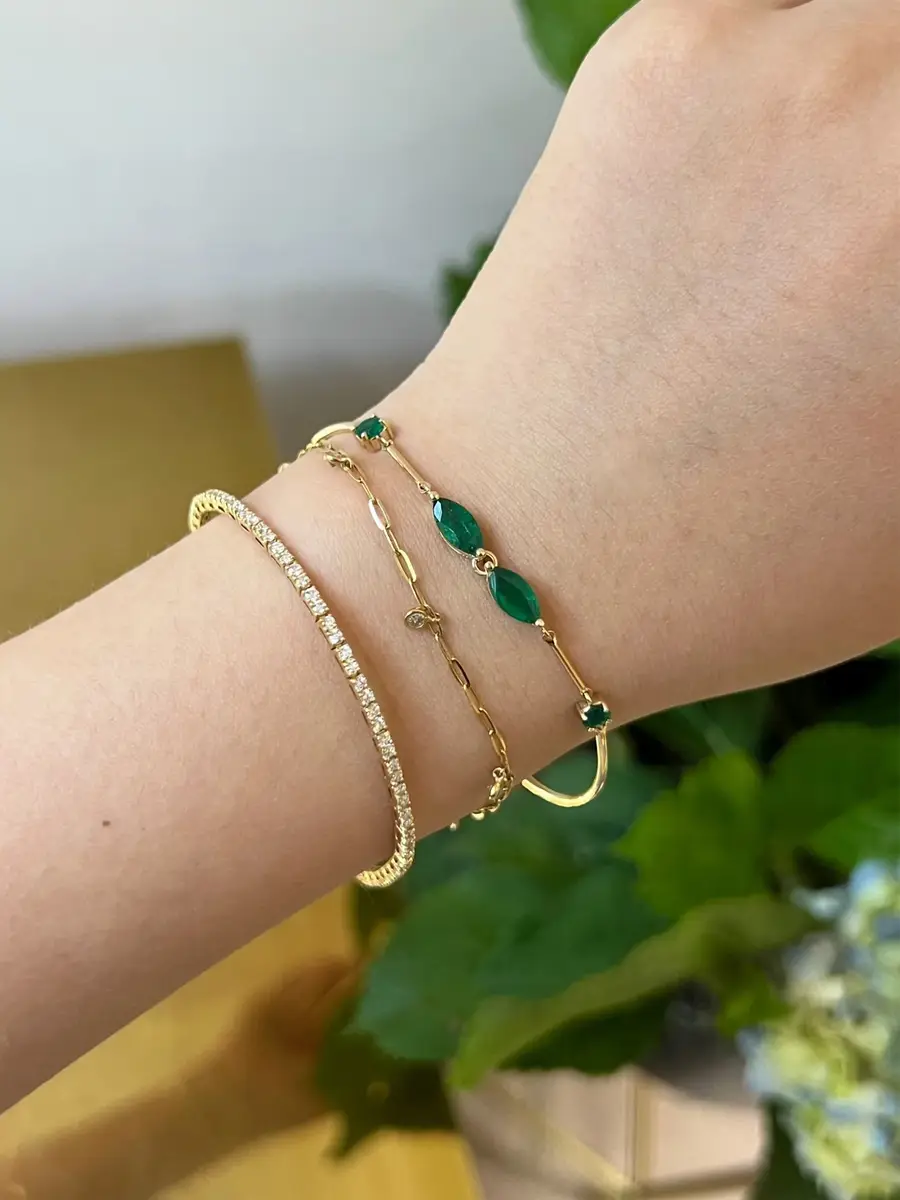 YI COLLECTION Emerald Marquise Duo Bangle | Thumbnail 3