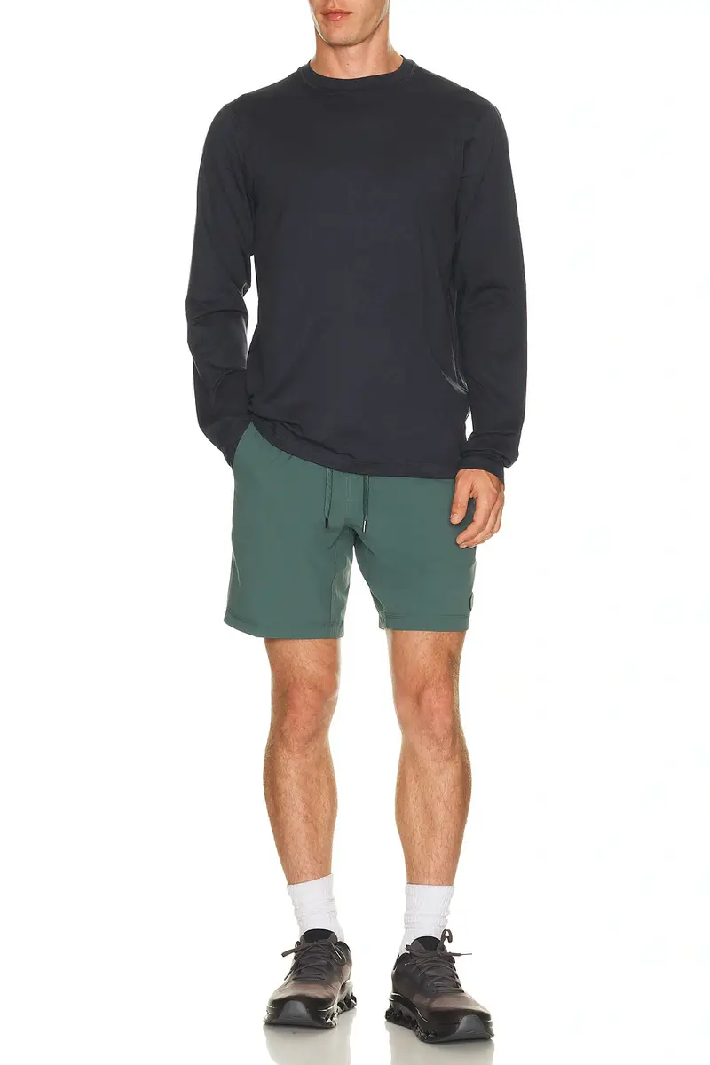 Vuori Ponto Performance Long Sleeve Tee | Thumbnail 3 Vuori Ponto Performance Long Sleeve Tee | Thumbnail 3