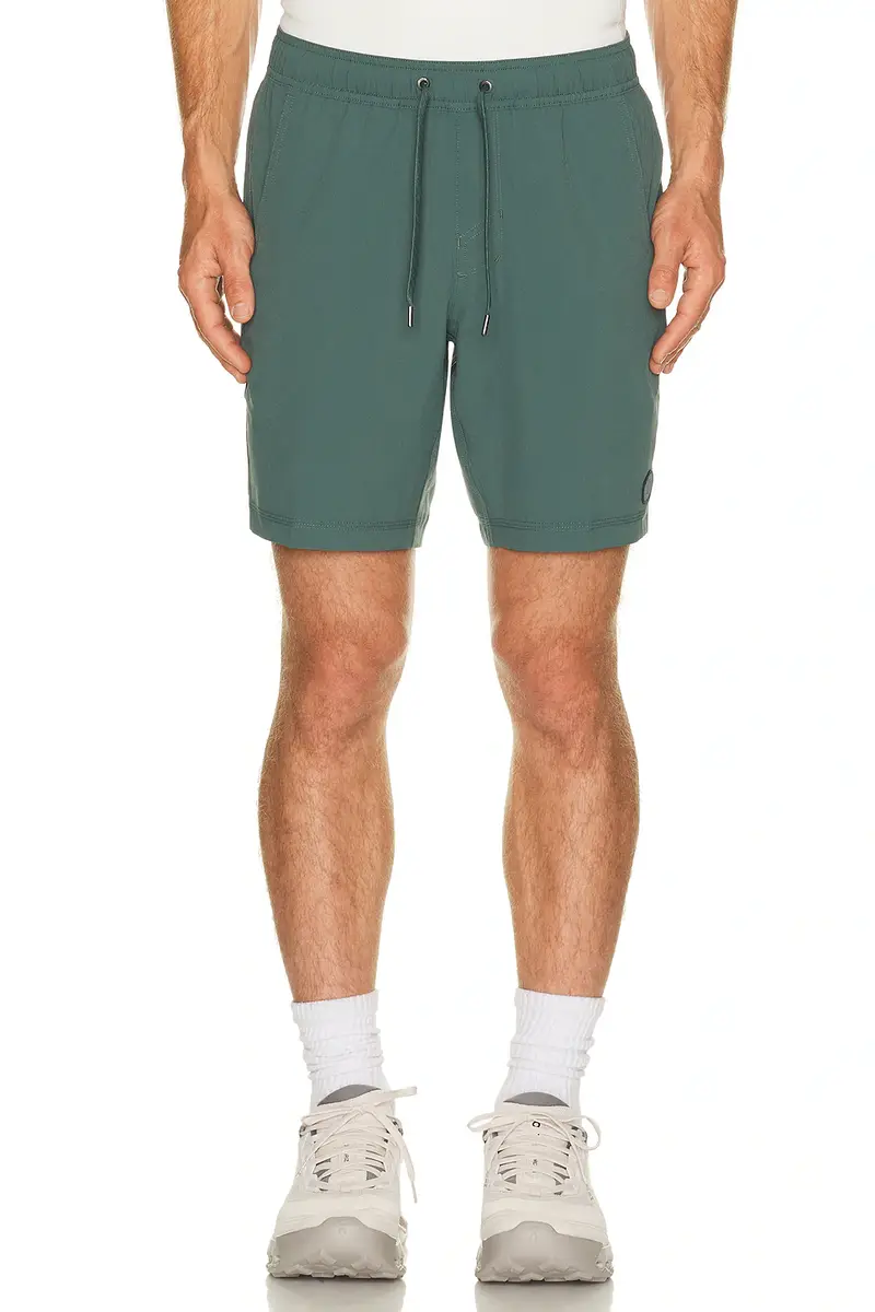 Vuori Kore Lined 7 Lined Short | Image 1 Vuori Kore Lined 7 Lined Short | Image 1