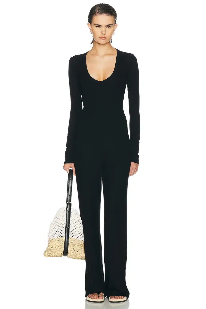 ÉTERNE Long Sleeve Butter Rib V Neck Top | Thumbnail 4 ÉTERNE Long Sleeve Butter Rib V Neck Top | Thumbnail 4