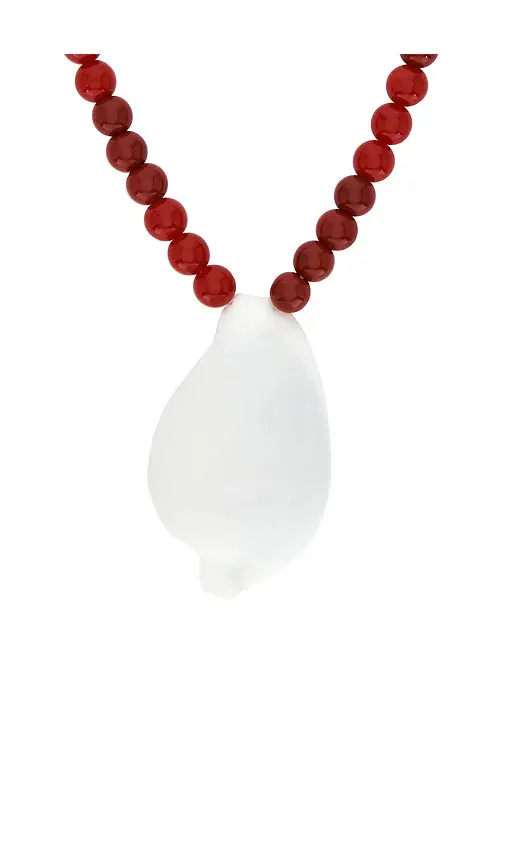 Lovers and Friends Sage Shell Necklace | Thumbnail 2 Lovers and Friends Sage Shell Necklace | Thumbnail 2