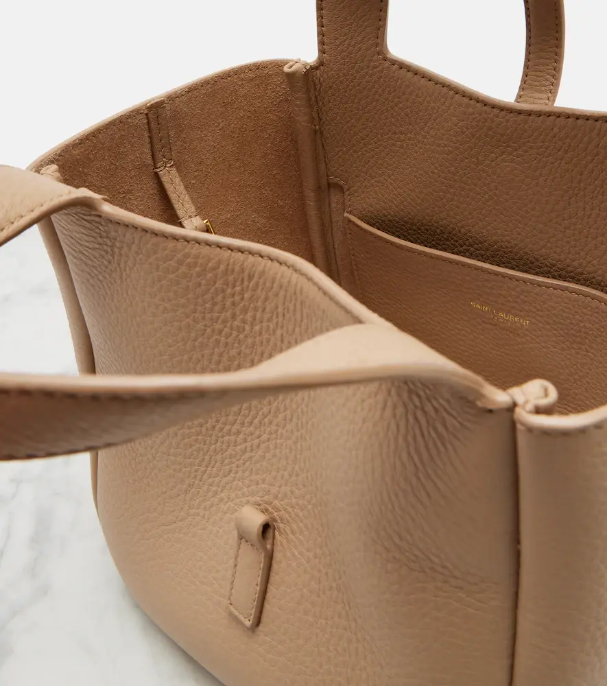 Saint Laurent Le 5 à 7 Baby Bea leather top-handle bag | Thumbnail 7 Saint Laurent Le 5 à 7 Baby Bea leather top-handle bag | Thumbnail 7