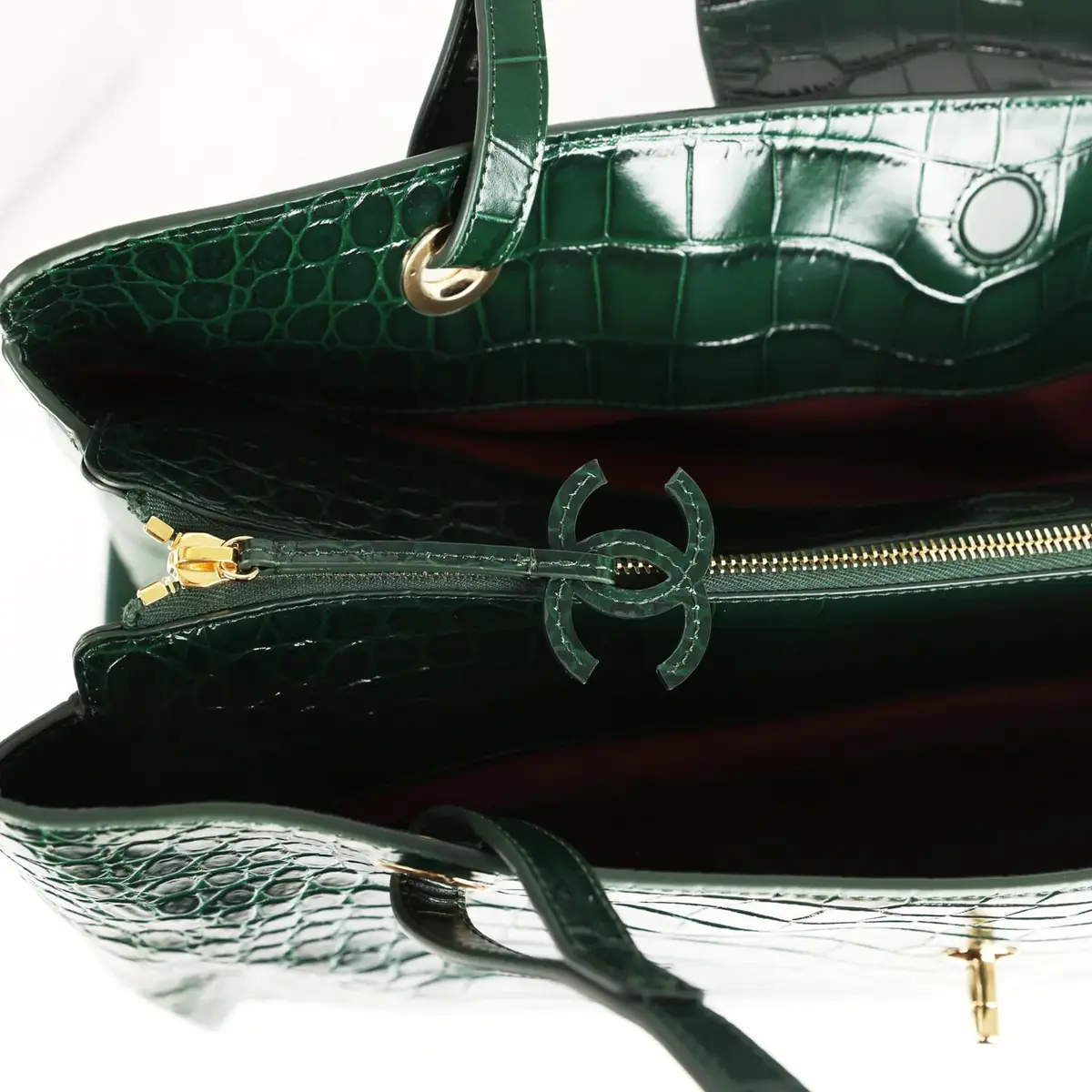 Chanel Chanel XXL "It Girl" Shopping Tote Dark Green Croc Embossed Calfskin Gold Hardware | Thumbnail 9