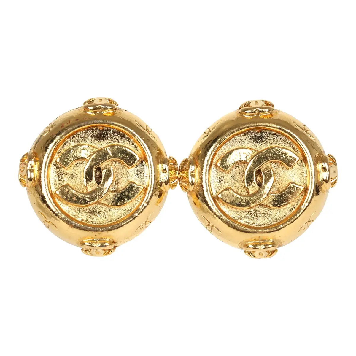 Chanel Vintage Chanel Small Round Border CC Clip On Earrings Gold Plated Hardware | Image 1 Chanel Vintage Chanel Small Round Border CC Clip On Earrings Gold Plated Hardware | Image 1