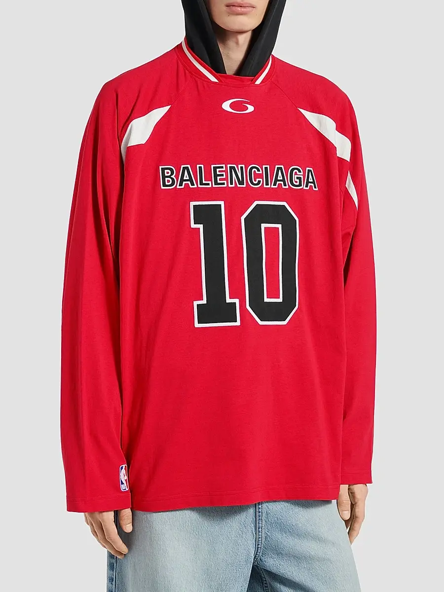 Balenciaga Men's / NBA Collaboration Oversized Long Sleeve T-Shirt | Thumbnail 3 Balenciaga Men's / NBA Collaboration Oversized Long Sleeve T-Shirt | Thumbnail 3