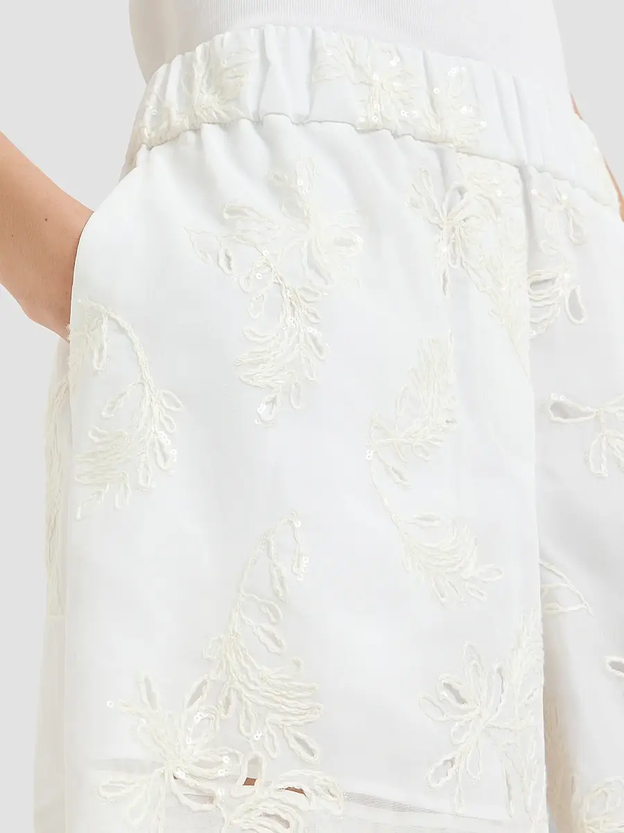 Brunello Cucinelli Women's Cotton Organza Shorts with Dazzling Broderie Anglaise | Thumbnail 5 Brunello Cucinelli Women's Cotton Organza Shorts with Dazzling Broderie Anglaise | Thumbnail 5
