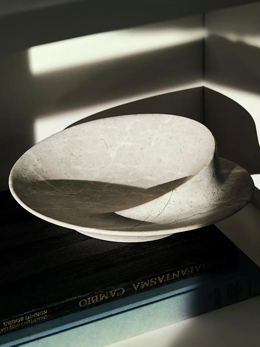 Zaha Hadid Design Swirl Marble Bowl, Small | Thumbnail 4 Zaha Hadid Design Swirl Marble Bowl, Small | Thumbnail 4