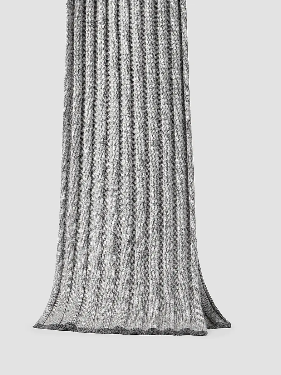 Brunello Cucinelli Men's Cashmere Rib Knit Scarf | Thumbnail 2 Brunello Cucinelli Men's Cashmere Rib Knit Scarf | Thumbnail 2