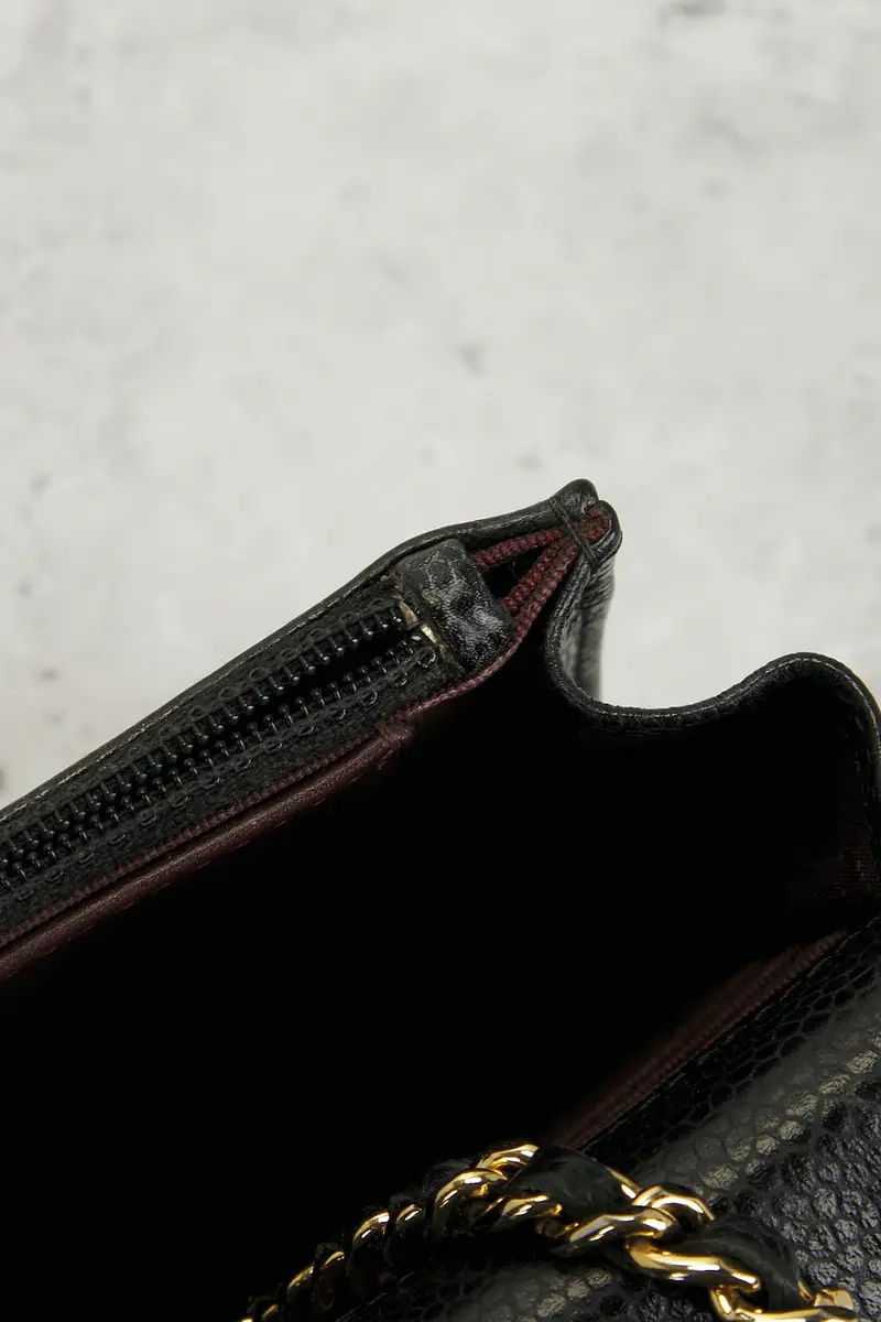 Chanel Chanel Caviar Classic Wallet On Chain | Thumbnail 8 Chanel Chanel Caviar Classic Wallet On Chain | Thumbnail 8