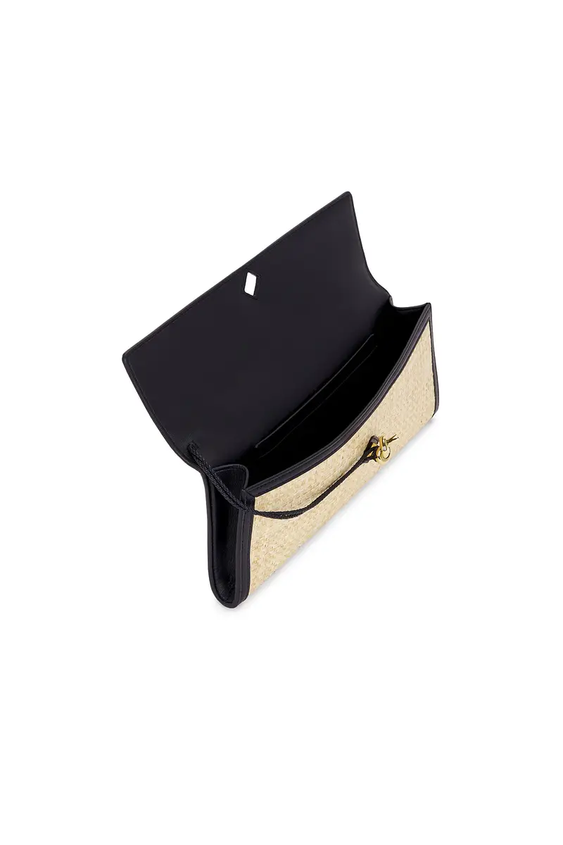Bottega Veneta Andiamo Clutch | Thumbnail 4 Bottega Veneta Andiamo Clutch | Thumbnail 4