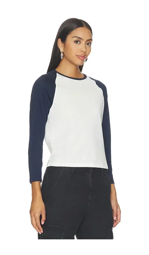 Good American Long Sleeve Raglan Tee | Thumbnail 2 Good American Long Sleeve Raglan Tee | Thumbnail 2