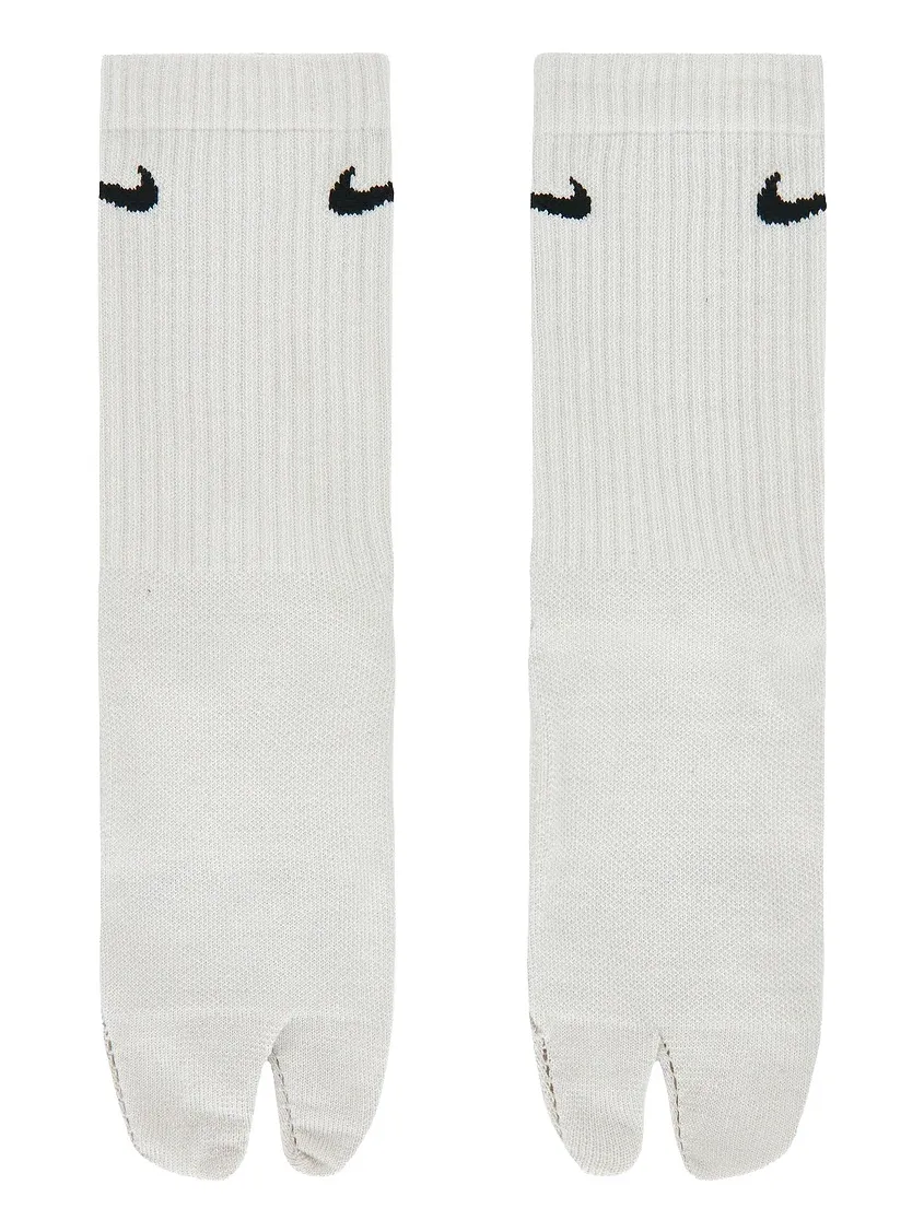 Nike Everyday Plus Lightweight Crew Tabi Sock