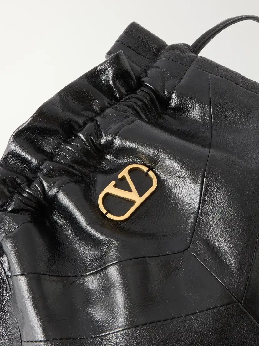 Valentino Garavani Buckette Logo-embellished Drawstring Leather Shoulder Bag | Thumbnail 5 Valentino Garavani Buckette Logo-embellished Drawstring Leather Shoulder Bag | Thumbnail 5