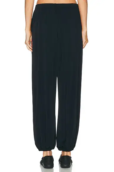 NikeSKIMS Stretch Knit Harem Pant | Thumbnail 4 NikeSKIMS Stretch Knit Harem Pant | Thumbnail 4