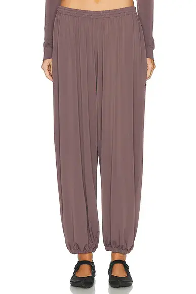 NikeSKIMS Stretch Knit Harem Pant | Thumbnail 2 NikeSKIMS Stretch Knit Harem Pant | Thumbnail 2