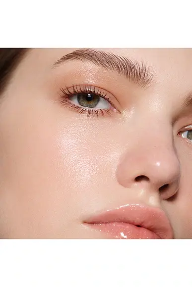 Victoria Beckham Beauty Vast Lash Mascara | Thumbnail 4 Victoria Beckham Beauty Vast Lash Mascara | Thumbnail 4