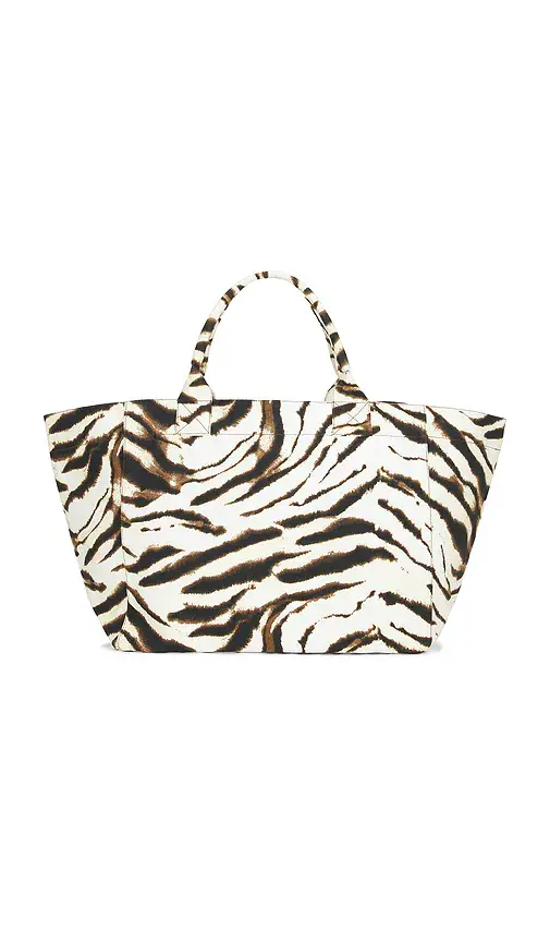 Ganni Xxl Shopper Zebra Bag | Thumbnail 2 Ganni Xxl Shopper Zebra Bag | Thumbnail 2