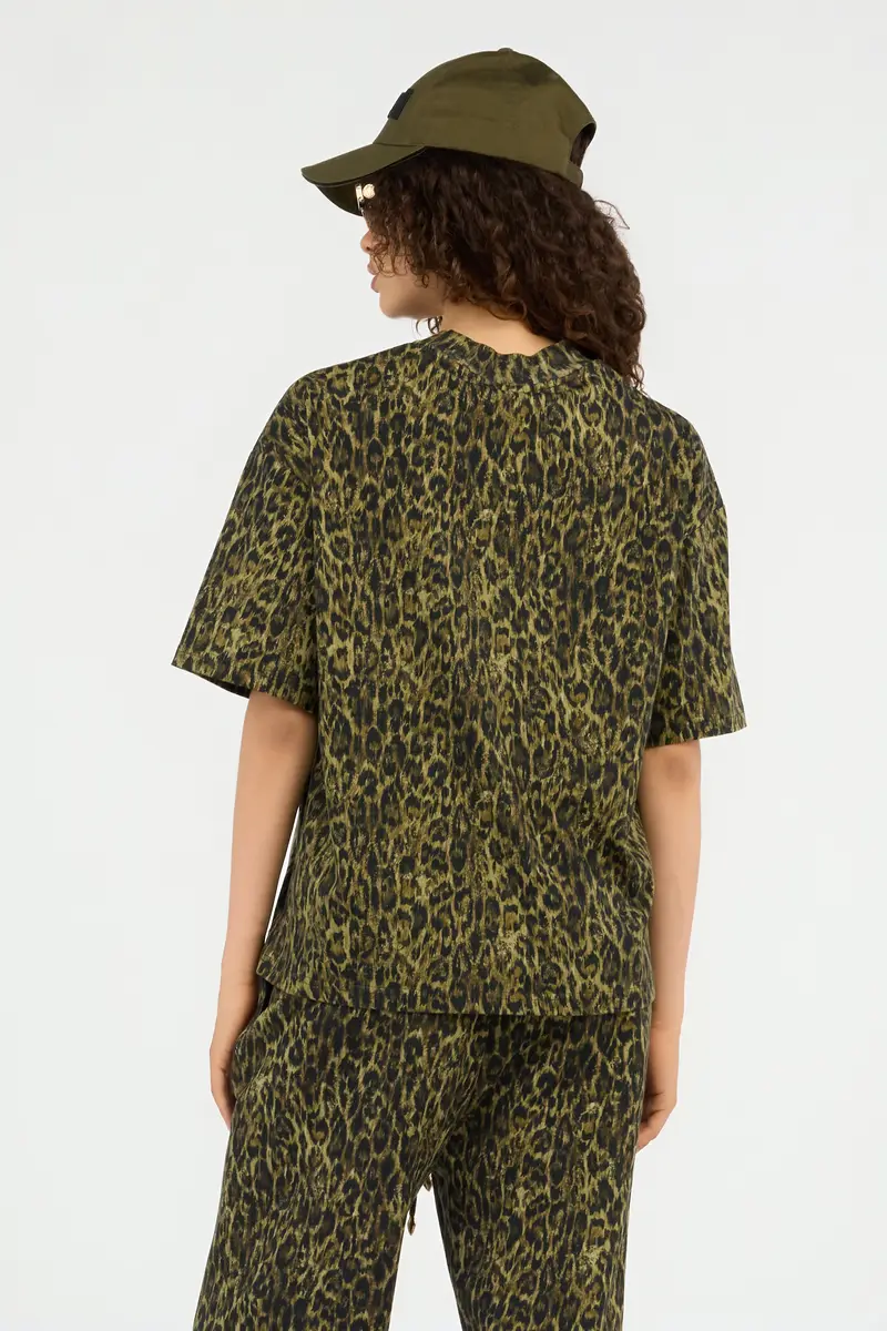 Roberto Cavalli Leopard Print T-Shirt | Thumbnail 3 Roberto Cavalli Leopard Print T-Shirt | Thumbnail 3