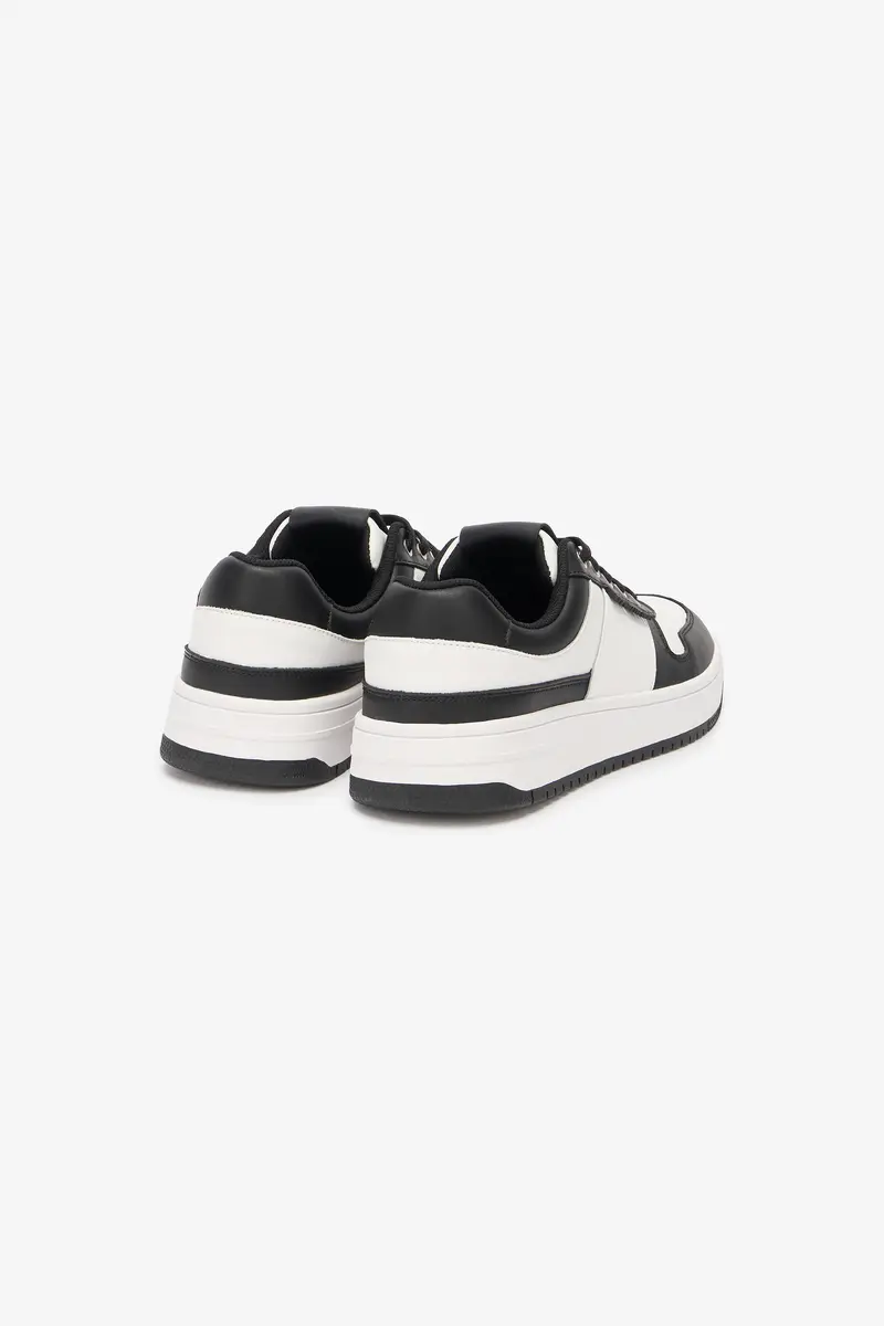 Roberto Cavalli Sneakers With Logo | Thumbnail 3 Roberto Cavalli Sneakers With Logo | Thumbnail 3
