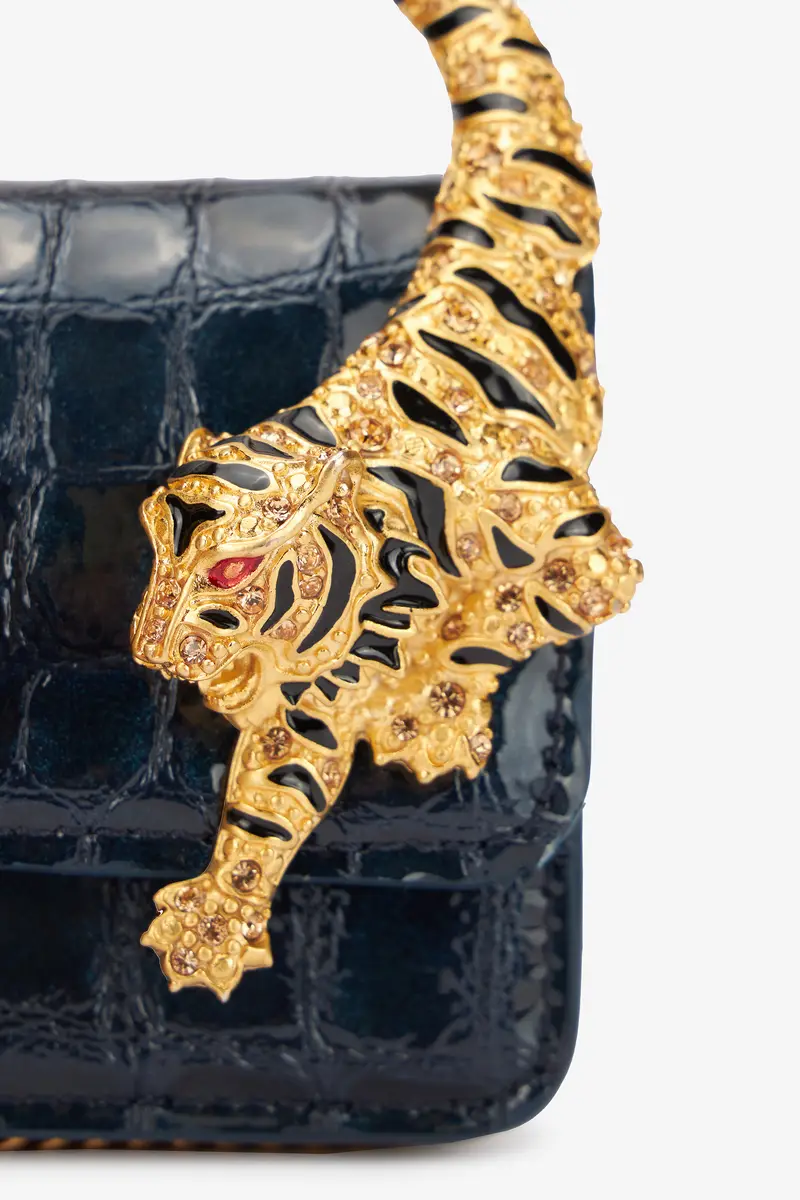 Roberto Cavalli Crocodile-Effect Roar Phone Case | Thumbnail 4 Roberto Cavalli Crocodile-Effect Roar Phone Case | Thumbnail 4