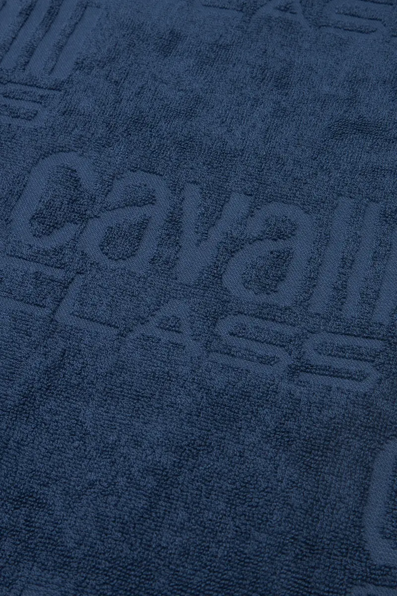 Roberto Cavalli Beach towel with all-over Cavalli Class logo | Thumbnail 5
