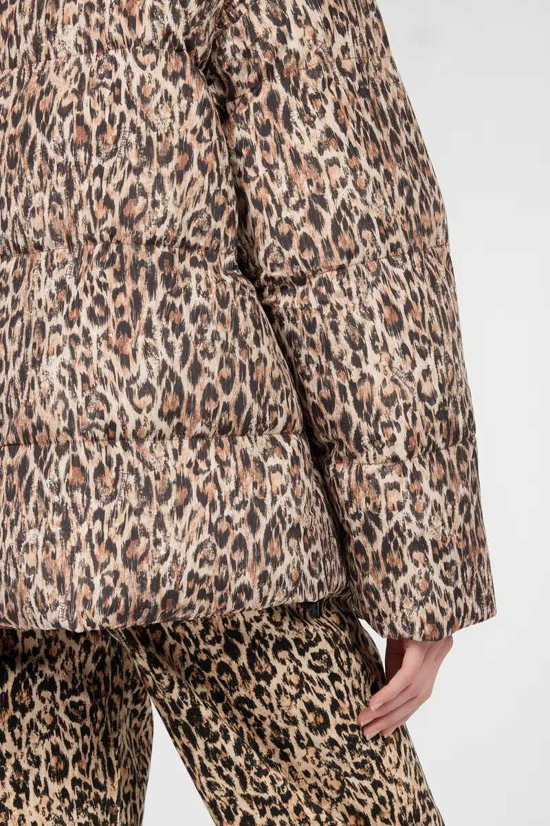 Roberto Cavalli Reversible Leopard Print Puffer Jacket | Thumbnail 5