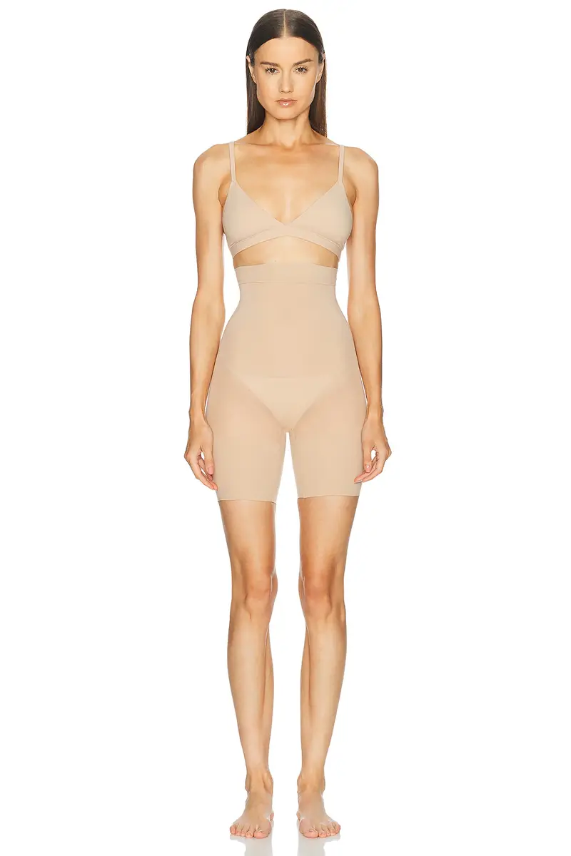 Skims Sheer Seamless High Waisted Mid Thigh Short | Thumbnail 4 Skims Sheer Seamless High Waisted Mid Thigh Short | Thumbnail 4