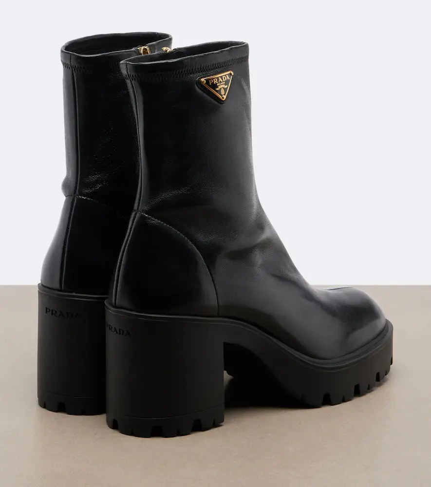 Prada Leather ankle boots | Thumbnail 2