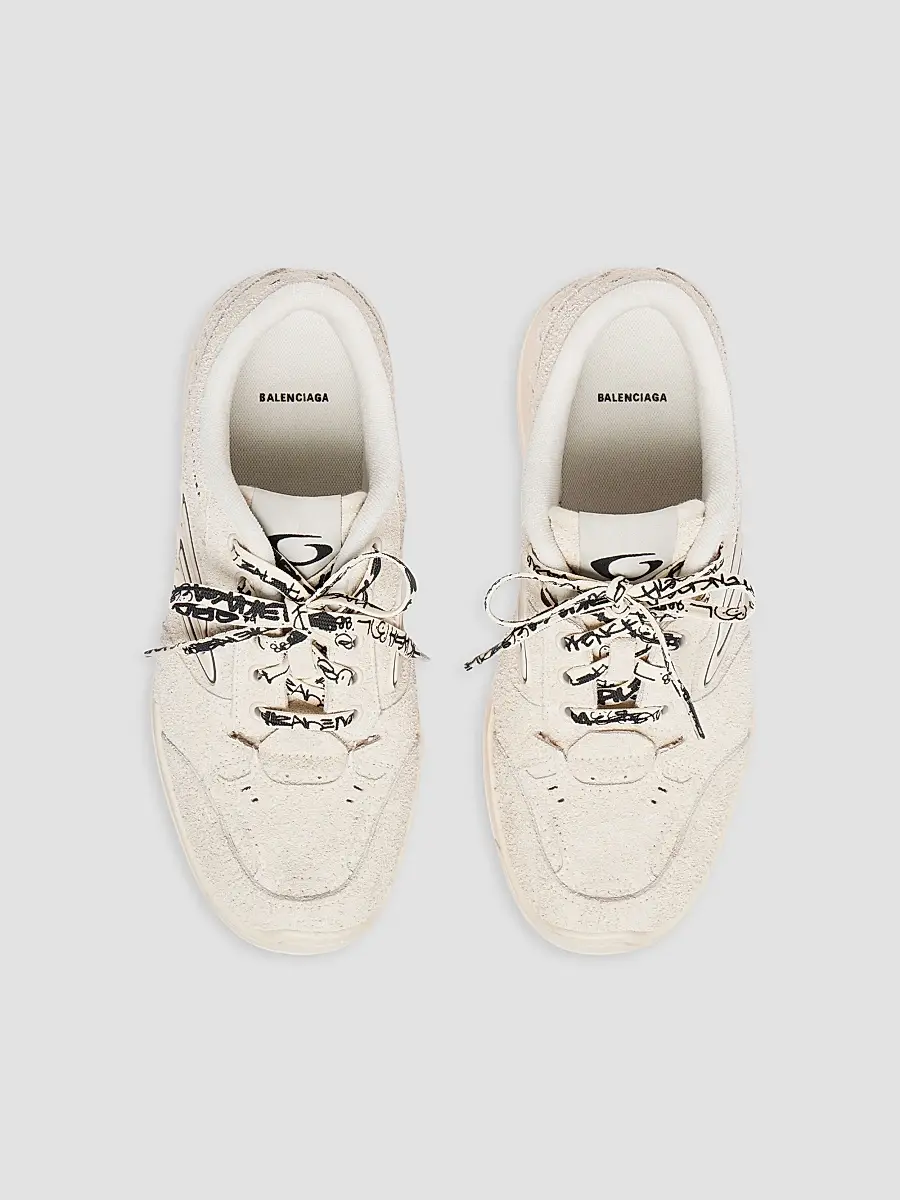 Balenciaga Women's Hamptons Suede Platform Sneakers | Thumbnail 5 Balenciaga Women's Hamptons Suede Platform Sneakers | Thumbnail 5