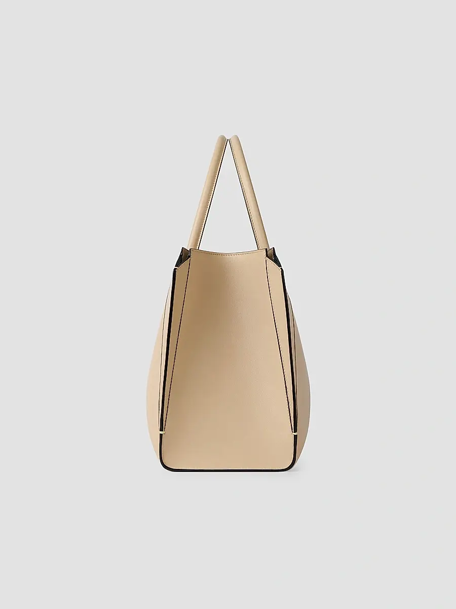 Givenchy Women's Medium Antigona Catchall Top Handle Bag in Shiny Grained Leather | Thumbnail 4
