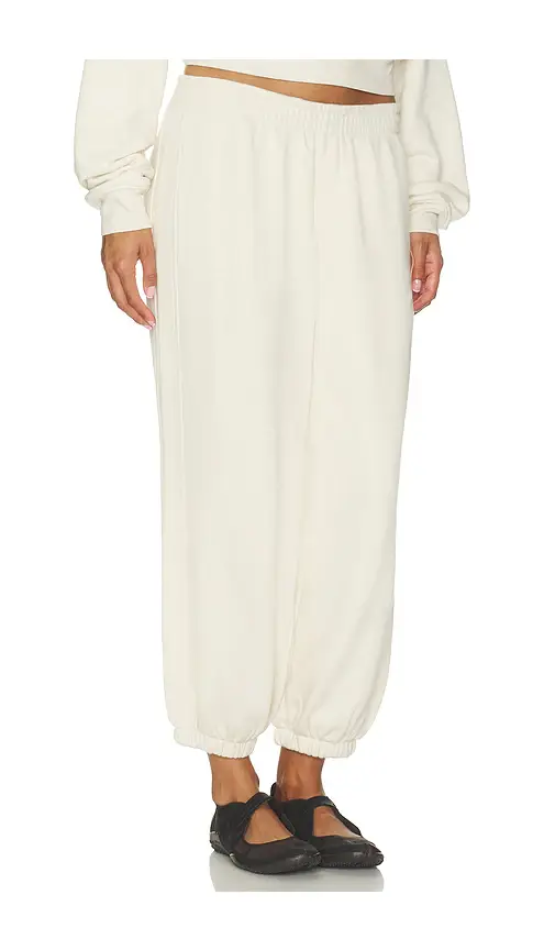 Skims Drapey French Terry Cropped Low Rise Jogger | Thumbnail 2 Skims Drapey French Terry Cropped Low Rise Jogger | Thumbnail 2