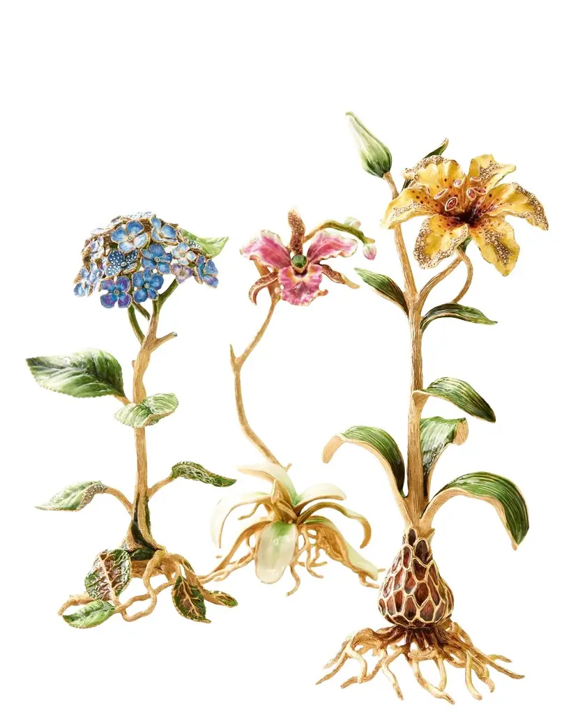 Jay Strongwater Nori Hydrangea Objet | Image 1 Jay Strongwater Nori Hydrangea Objet | Image 1