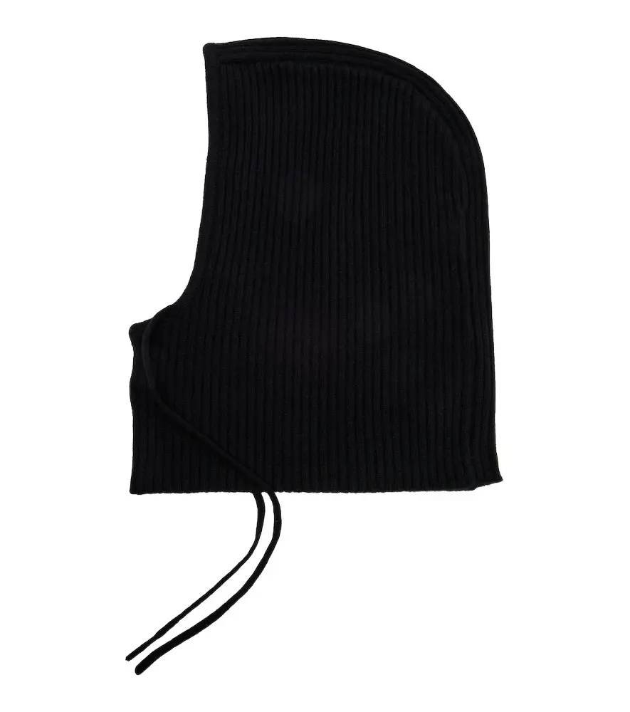 Yves Salomon Wool and cashmere hood | Image 1 Yves Salomon Wool and cashmere hood | Image 1