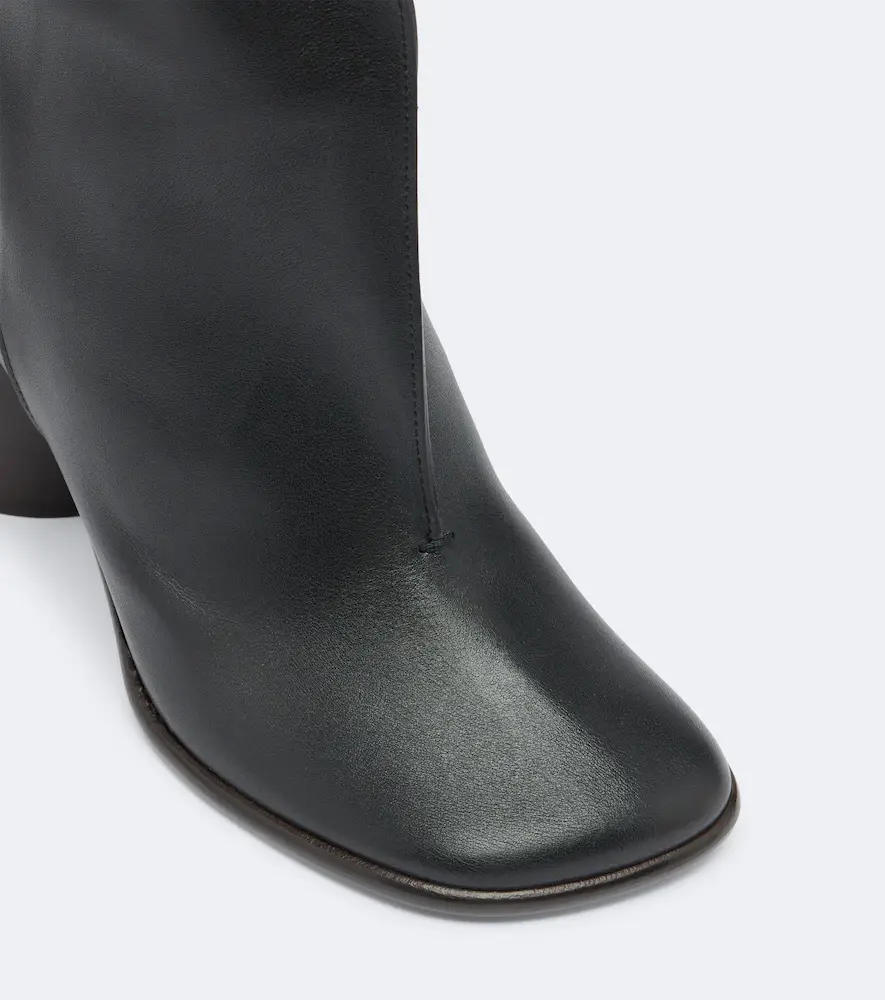 Lemaire Crease leather knee-high boots | Thumbnail 2 Lemaire Crease leather knee-high boots | Thumbnail 2