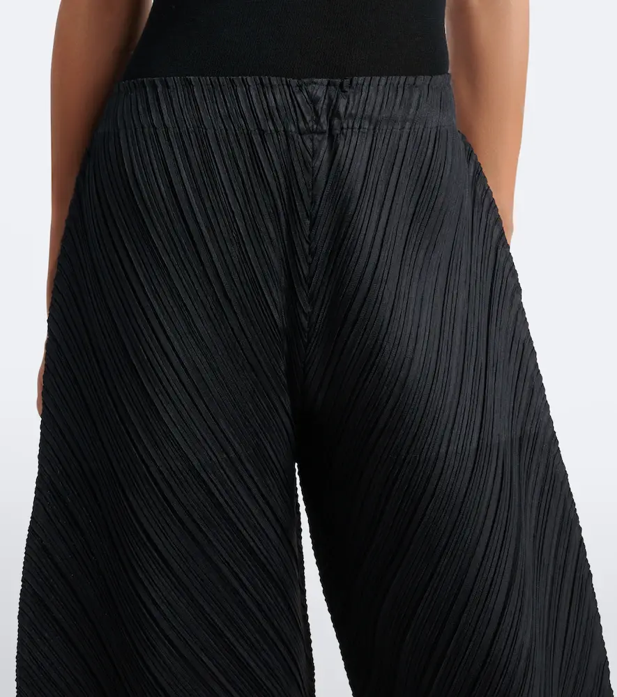Pleats Please Issey Miyake Monthly Colors: July pleated barrel-leg pants | Thumbnail 6 Pleats Please Issey Miyake Monthly Colors: July pleated barrel-leg pants | Thumbnail 6