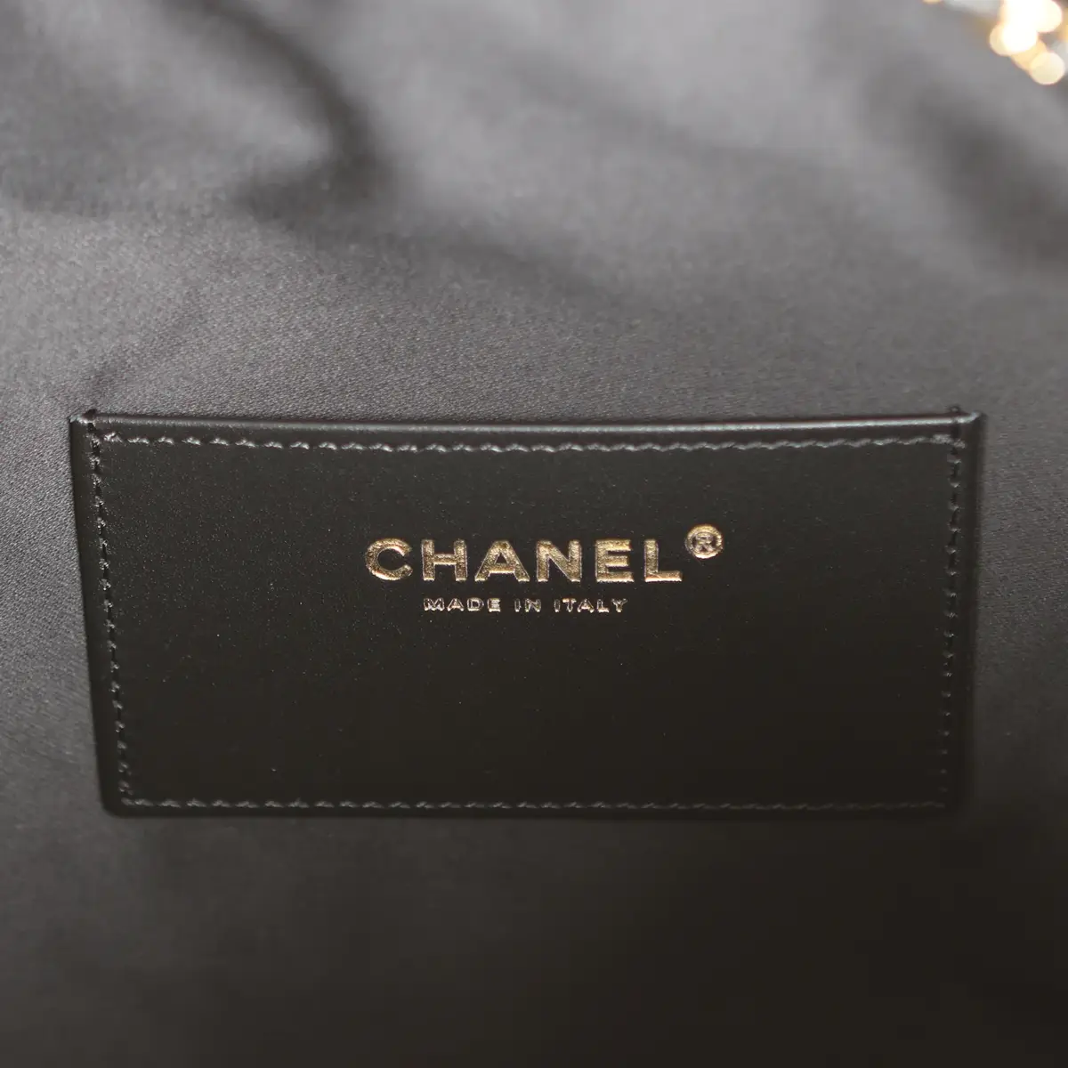 Chanel Chanel Medium 25 Hobo Bag Black Caviar Gold Hardware | Thumbnail 10