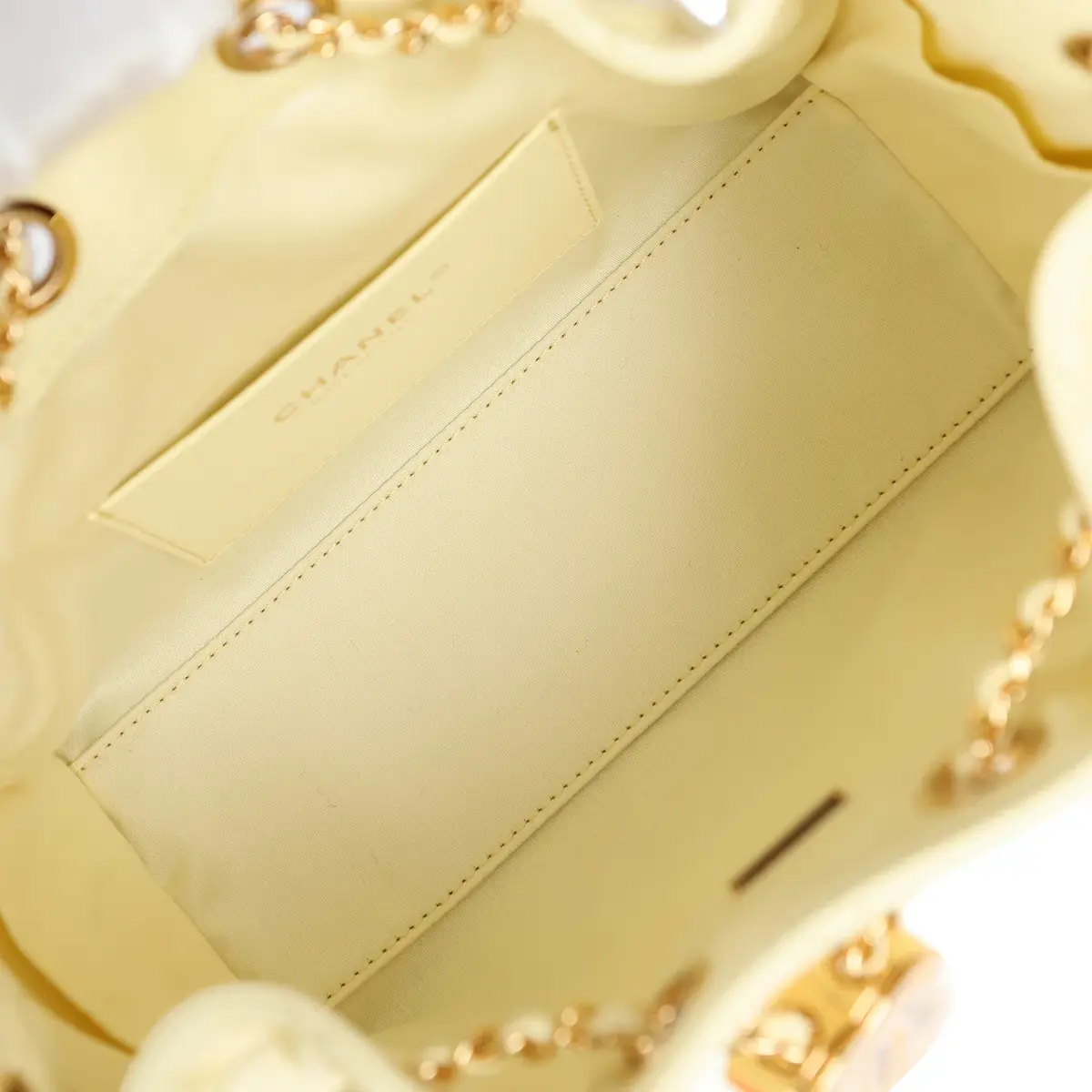 Chanel Chanel Mini 25 Hobo Bag Light Yellow Caviar Gold Hardware | Thumbnail 9