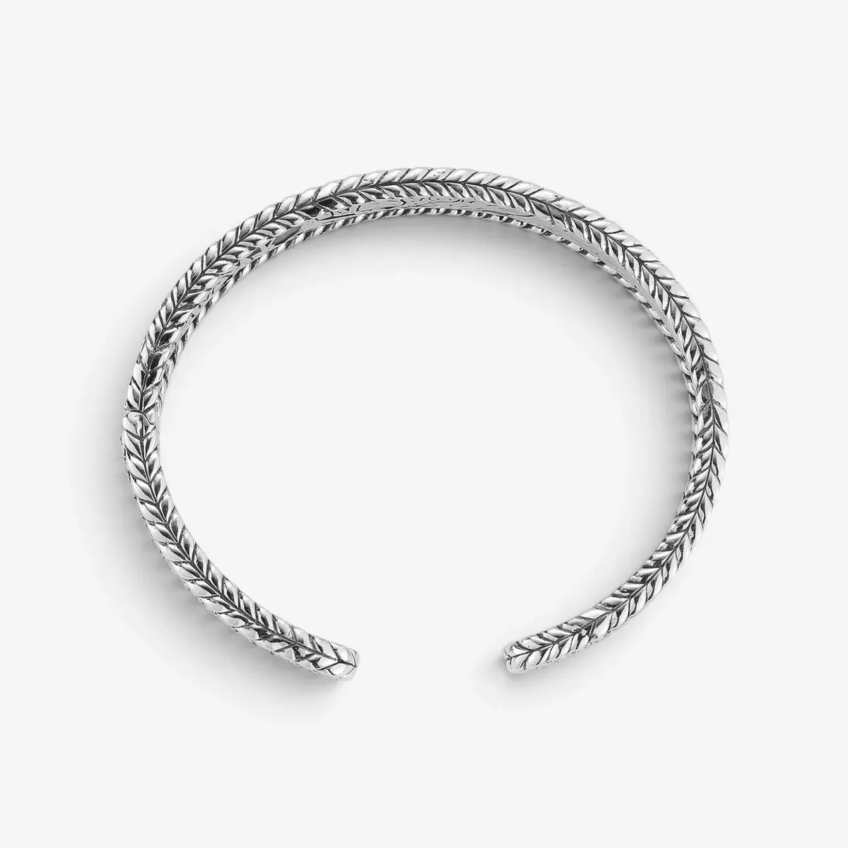JAI JAI Kalahari Sterling Silver Concave Cuff Bangle Bracelet JJH5031B - M by The Solist | Thumbnail 3 JAI JAI Kalahari Sterling Silver Concave Cuff Bangle Bracelet JJH5031B - M by The Solist | Thumbnail 3