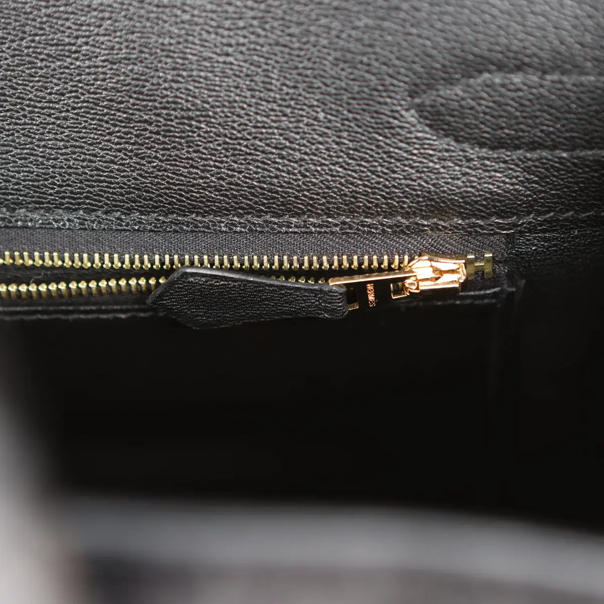 HERMÈS Pre-owned Hermes Birkin 30 Black Matte Niloticus Crocodile Gold Hardware | Thumbnail 8