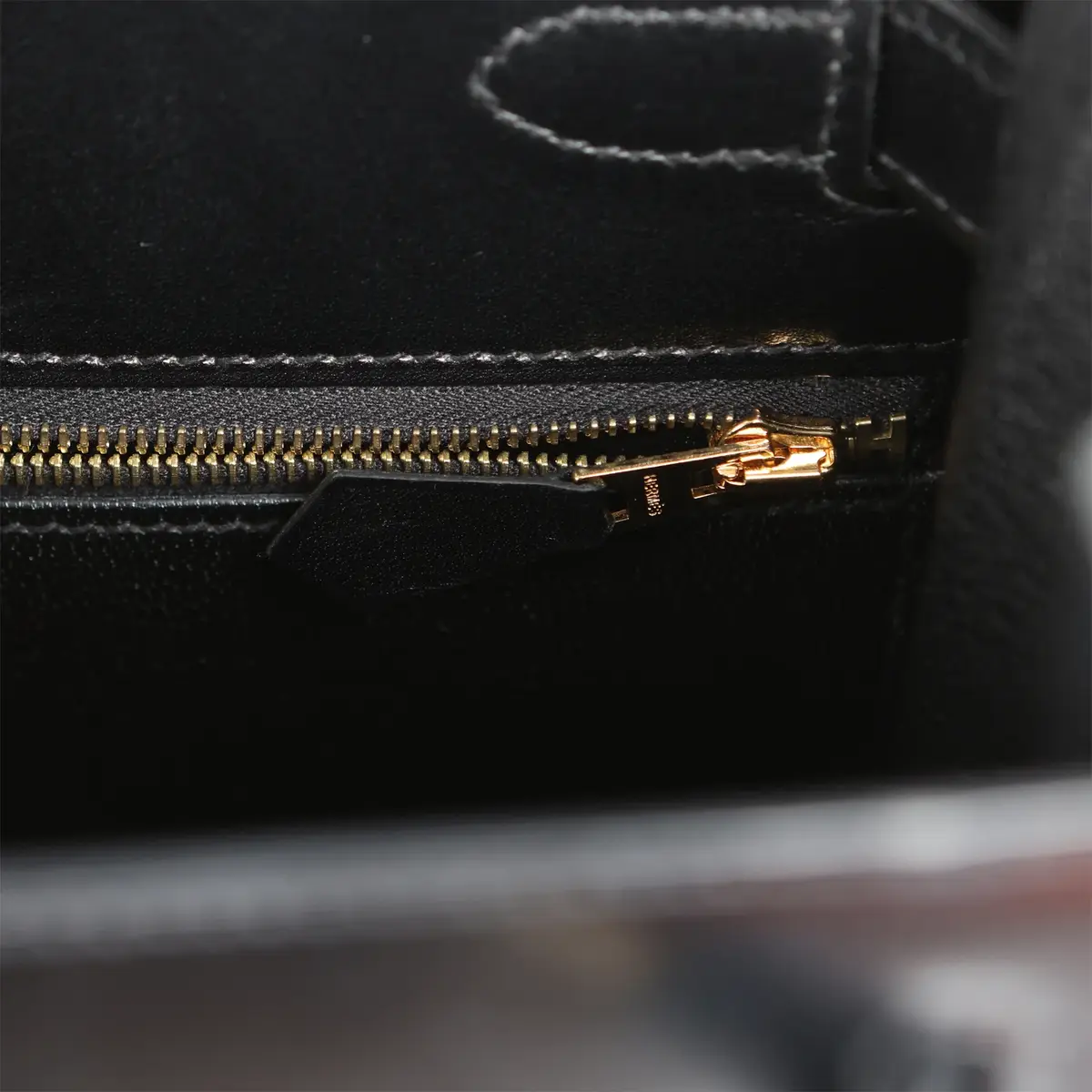 HERMÈS Pre-owned Hermes Kelly Sellier 28 Black Box Gold Hardware | Thumbnail 8 HERMÈS Pre-owned Hermes Kelly Sellier 28 Black Box Gold Hardware | Thumbnail 8
