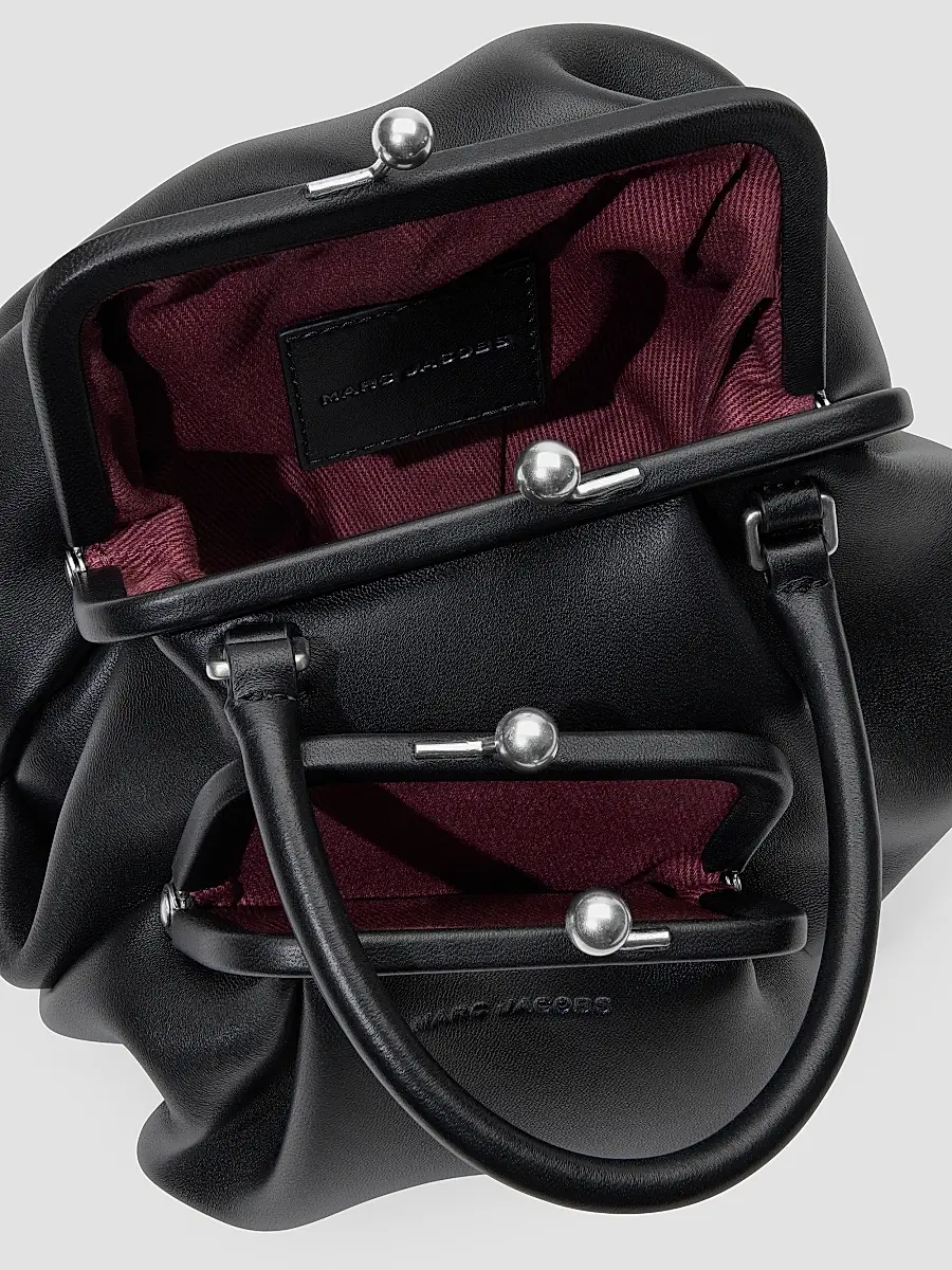 Marc Jacobs Women's Wave Kisslock Top Handle Bag | Thumbnail 4 Marc Jacobs Women's Wave Kisslock Top Handle Bag | Thumbnail 4
