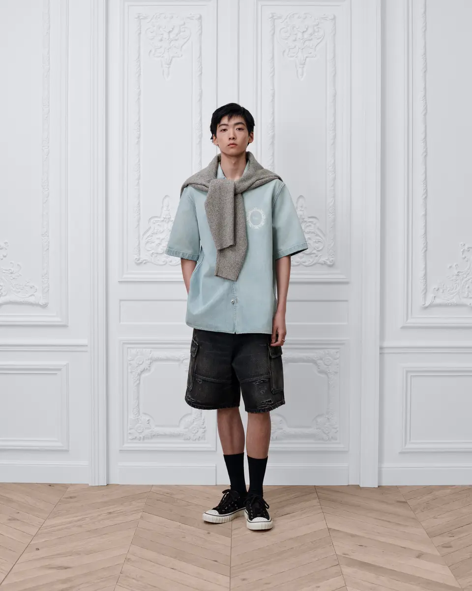 Dior Dior Médaillon Short-Sleeved Shirt | Thumbnail 8 Dior Dior Médaillon Short-Sleeved Shirt | Thumbnail 8