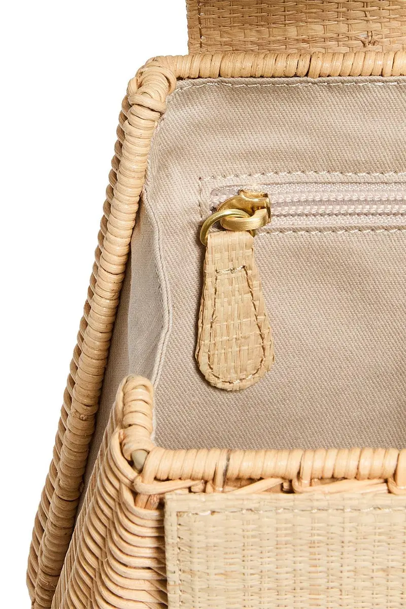 PAMELA MUNSON The Petite Lady Bag - Coral Shell | Thumbnail 6