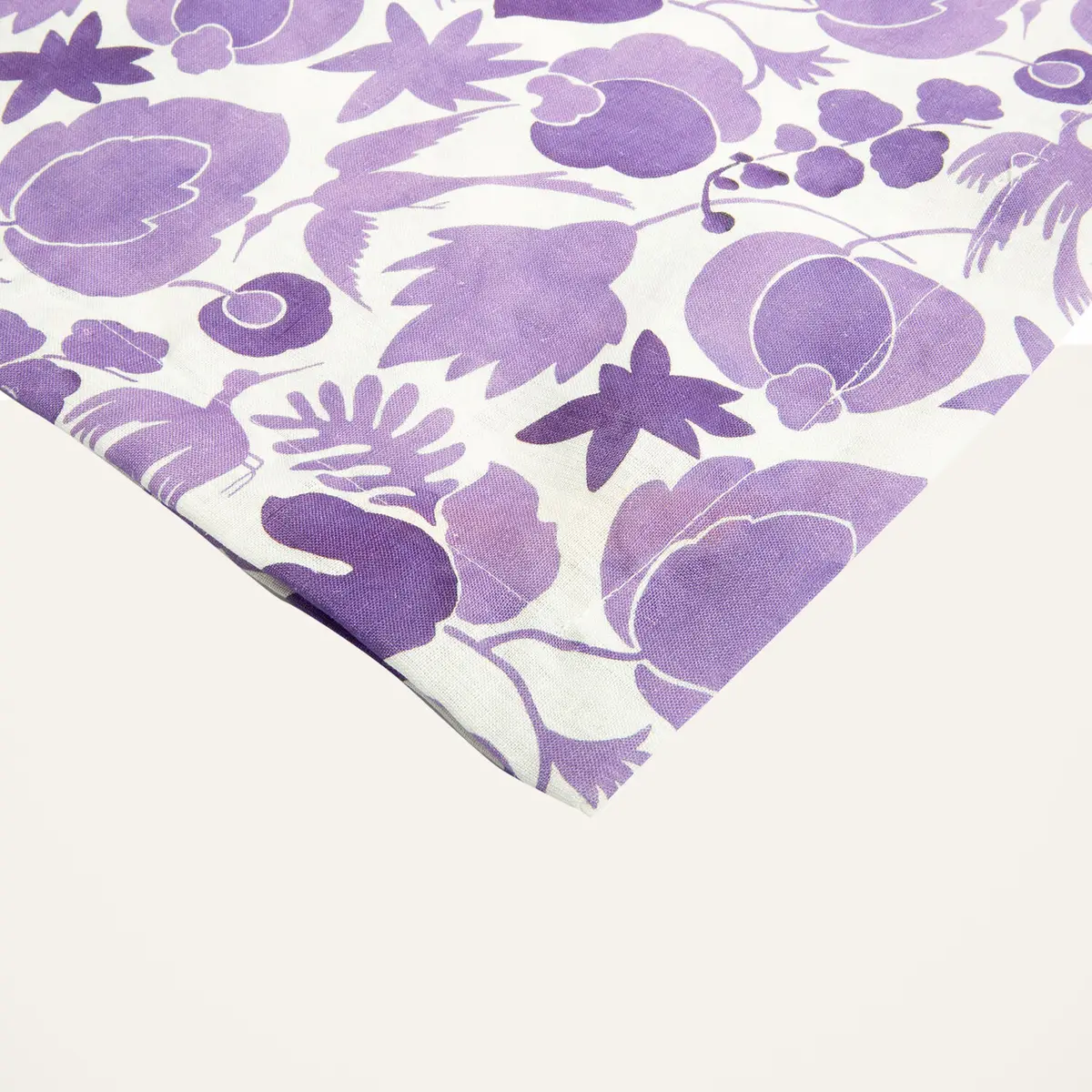 La Double J Small Tablecloth | Thumbnail 2 La Double J Small Tablecloth | Thumbnail 2